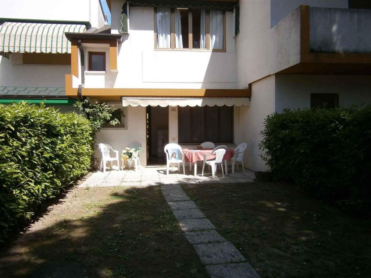 Holiday Home In Bibione 24579 Экстерьер фото